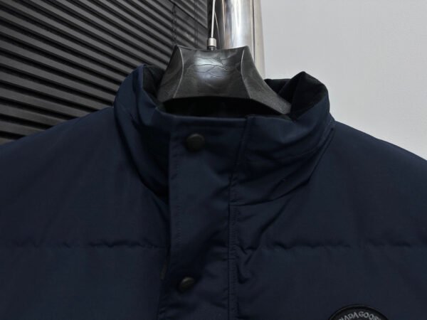 CG Quilted Puffer Gilet - Navy Blue