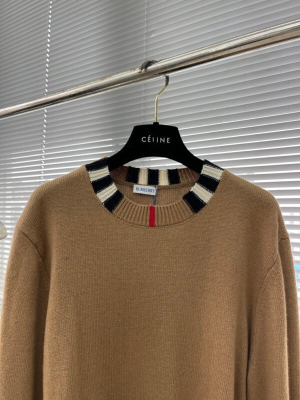 BRBY Striped Ribbed Crew Neck Knit Jumper - Brown