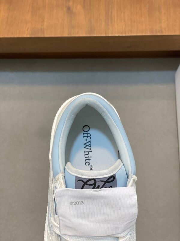 OFFW Low-Top Trainers with White and Ice Blue Contrast Panels
