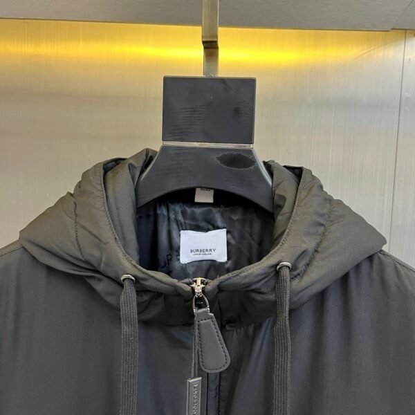 BRBY Hooded Zip-Up Jacket - Black