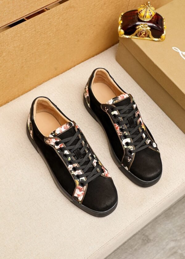 e5decb94 CLB Low-Top Trainers with Floral Trim detail - Black