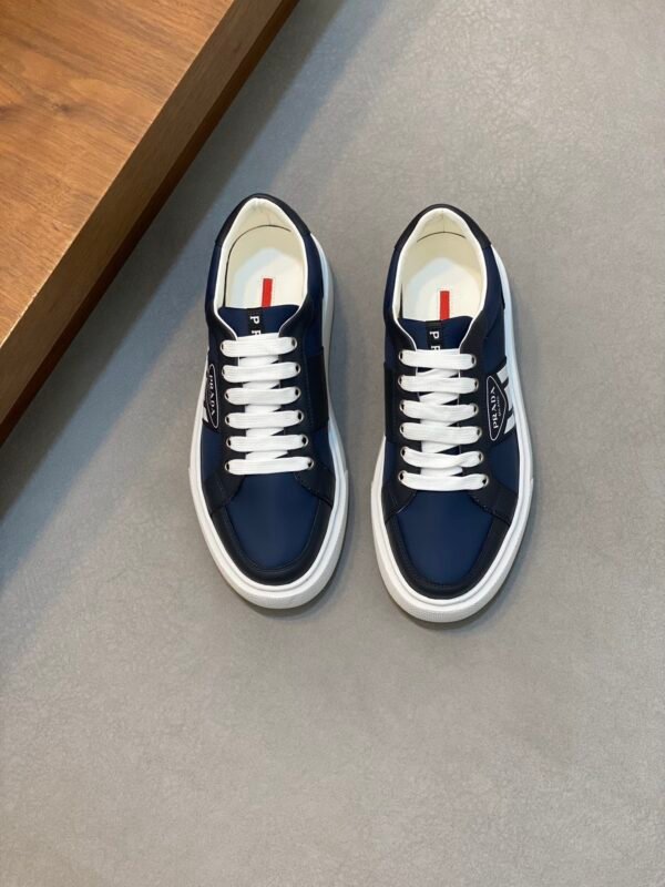 e67828fb PRDA Low-Top Trainers in Navy Blue with White Sole