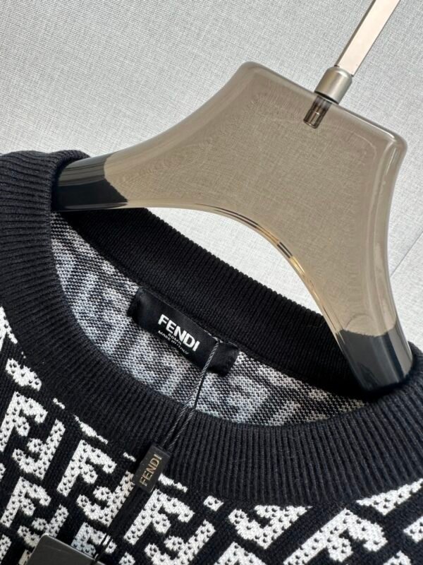 ec061f52 FND Monogram Crew Neck Jumper - Black