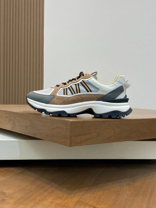 eca83e47 BRBY Low-Top Trainers with Contrast Panels - Brown/Grey