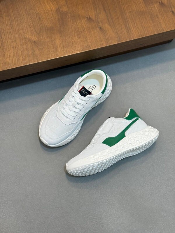GCCI Trainers with Contrast Panels and Textured Sole - White/Green