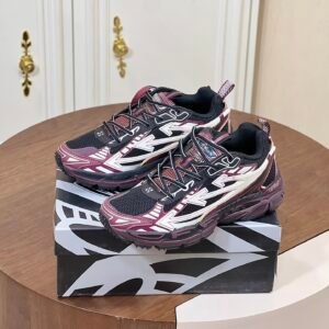 f19ccce2 OFFW Mesh Trainers with Graphic Panel Details - Burgundy/Black