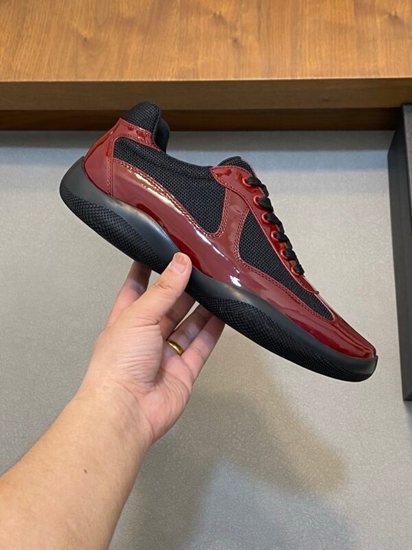 f49c2bf4 PRDA Trainers with Mesh and Contrast Smooth Overlays - Burgundy