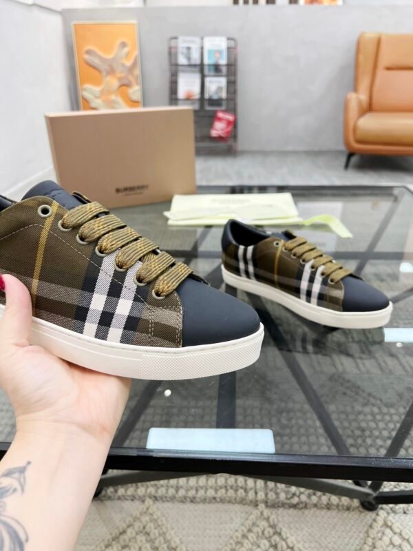BRBY Trainers with Check Panels - Black/Brown