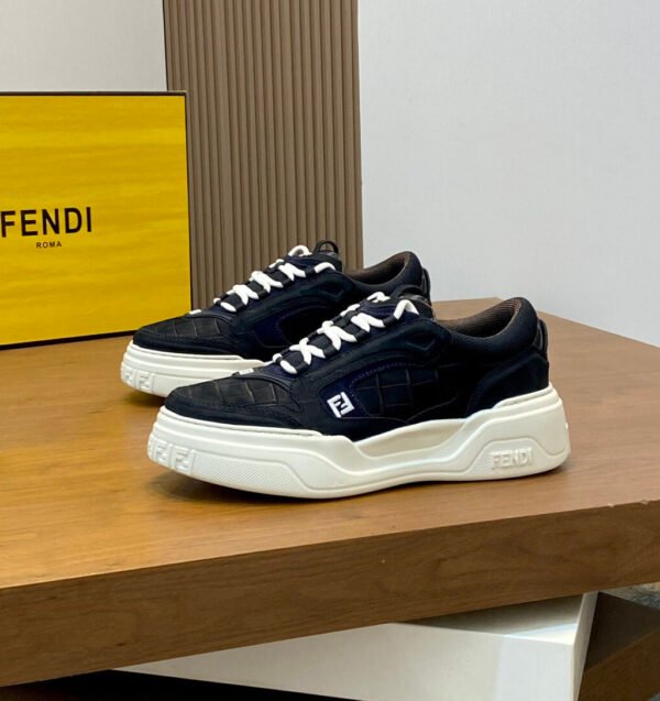 fa1a1a8e FND Low-Top Chunky Trainers with Raised Panel Detail - Black