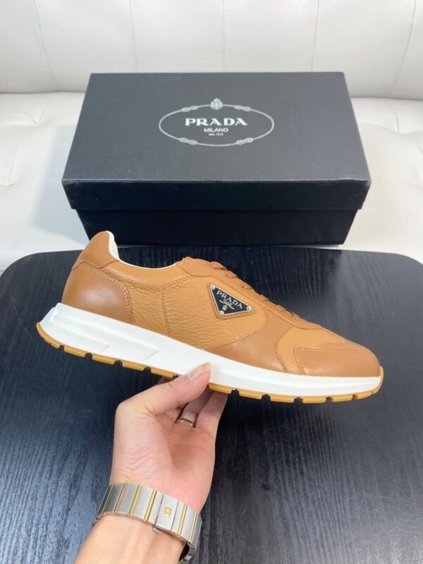 fd0e41d1 PRDA Low-Top Trainers with Contrast Panels - Brown