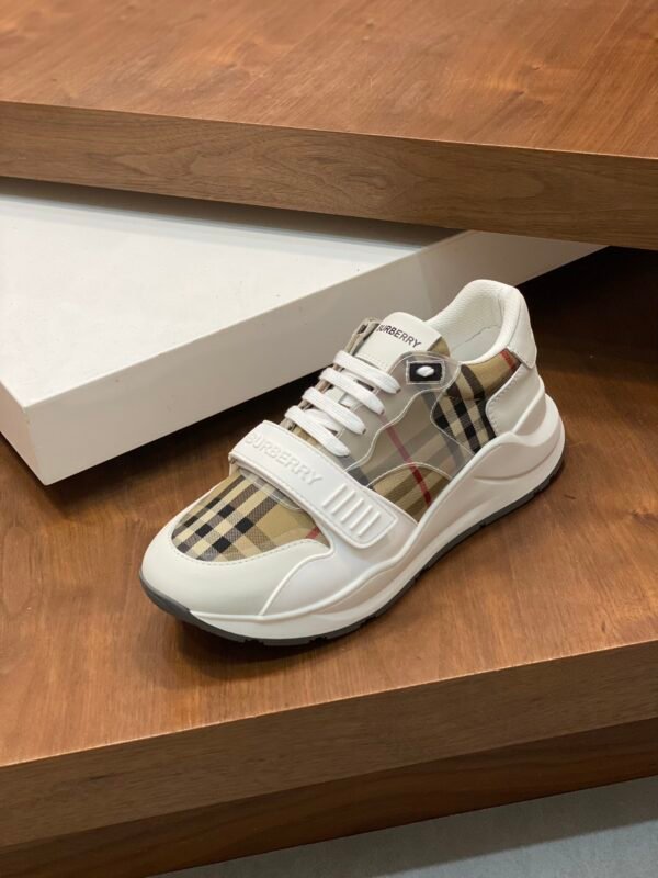 fdaaa78b BRBY Trainers with Check Panel and Strap - White/Beige