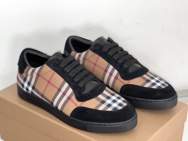 ff86bc72 BRBY Trainers will All-Over Check Panels - Brown