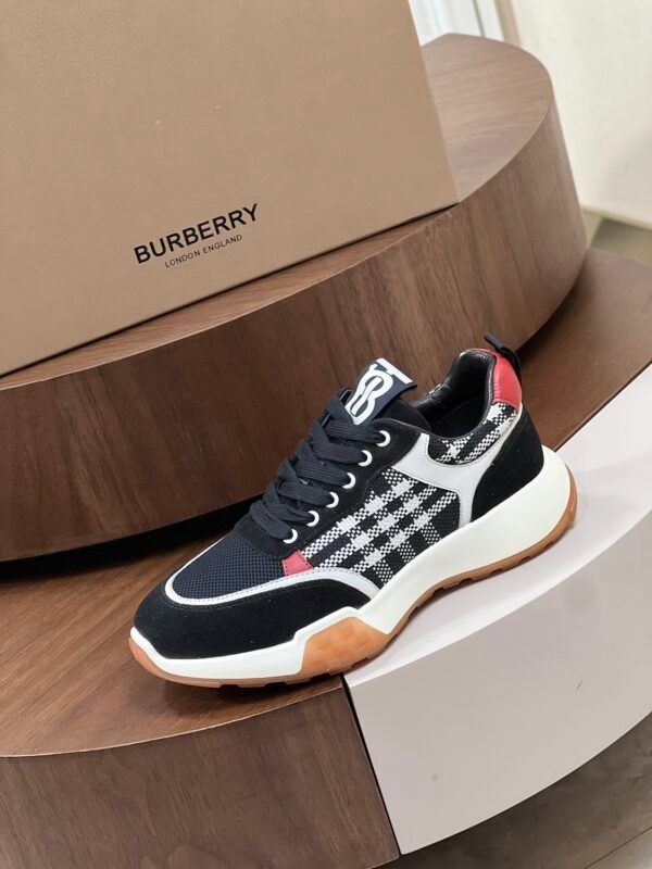 BRBY Low-Top Trainers with Check Side Panels - Black