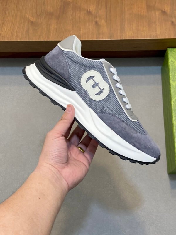 GCCI Low-Top Trainers with Logo Patch - Grey